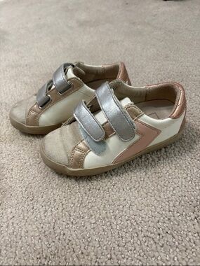 Shu Shop Kids Metallic Pink & Silver Velcro Sneakers Toddler size 8